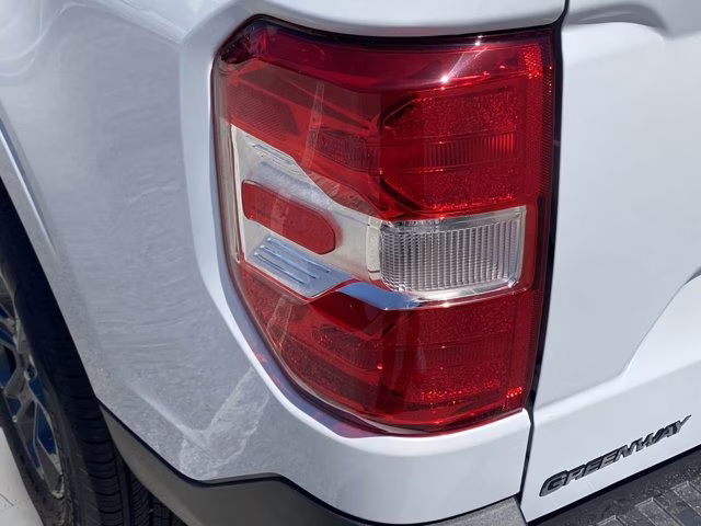 2026 Oxford White Ford Maverick XLT FWD Truck