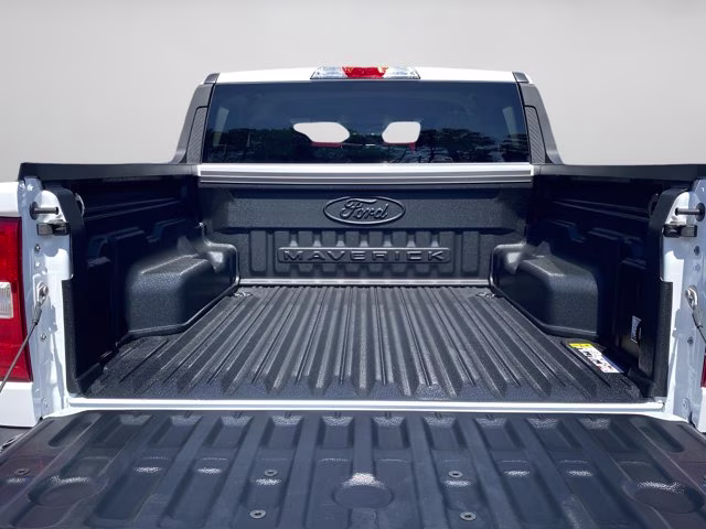 2026 Oxford White Ford Maverick XLT FWD Truck