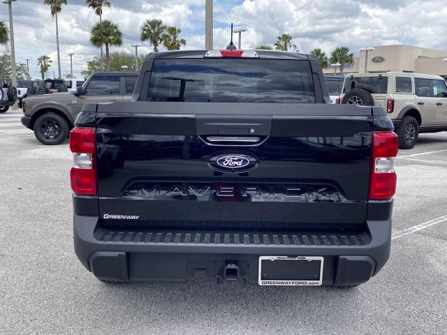 2026 Shadow Black Ford Maverick XLT FWD Truck
