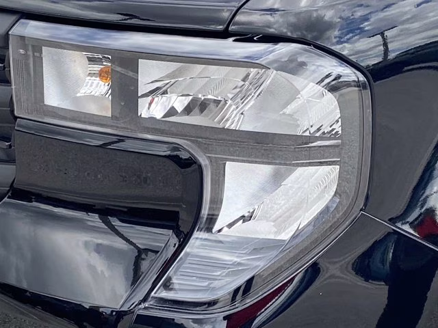 2026 Shadow Black Ford Maverick XLT FWD Truck