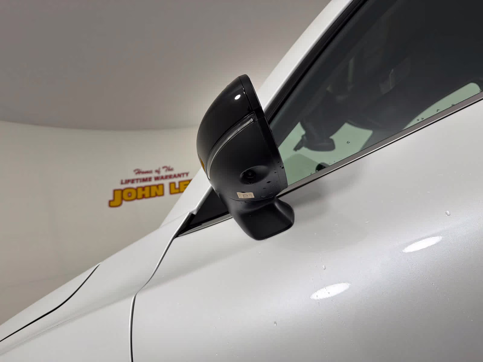 2026 Everest White Pearl Tricoat Nissan Pathfinder SL FWD SUV