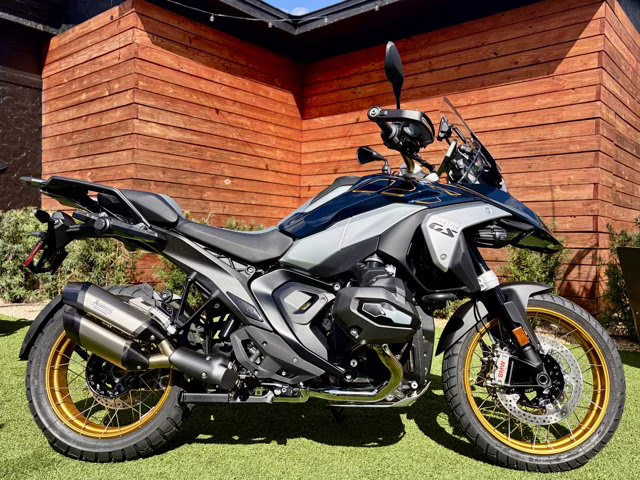 2026 IMPERIAL BLUE METALLIC BMW R 1300 GS OPTION 719