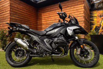 2026 BLACK STORM METALLIC BMW R 1300 GS TRIPLE BLACK
