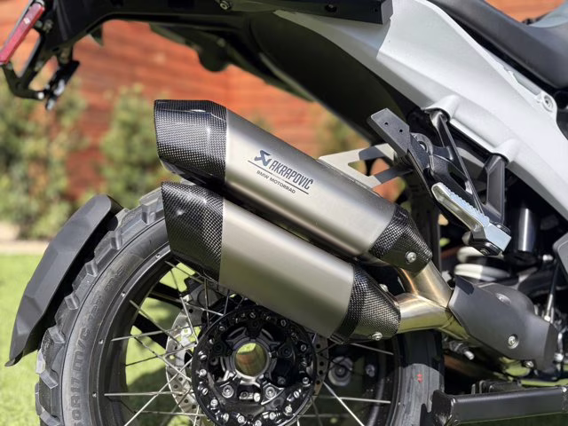 2026 RACING BLUE METALLIC BMW R 1300 GS TROPHY