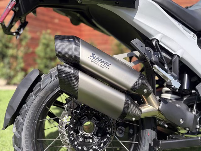 2026 RACING BLUE METALLIC BMW R 1300 GS TROPHY