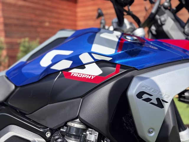 2026 RACING BLUE METALLIC BMW R 1300 GS TROPHY