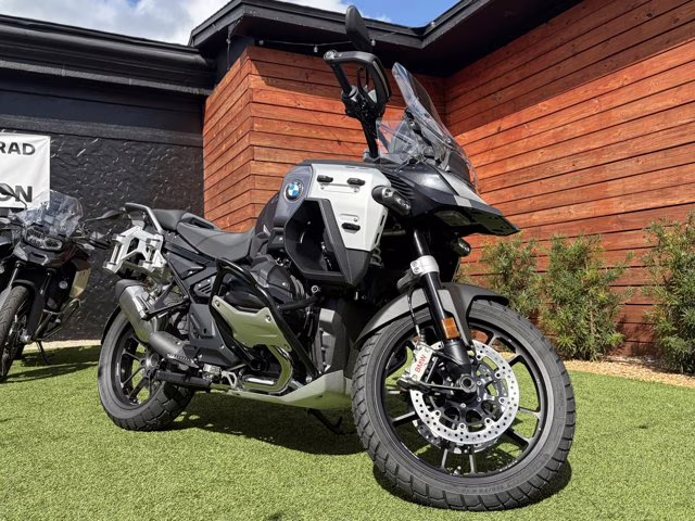 2026 BLACK STORM METALLIC BMW R 1300 GSA TRIPLE BLACK