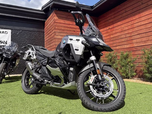 2026 BLACK STORM METALLIC BMW R 1300 GSA TRIPLE BLACK