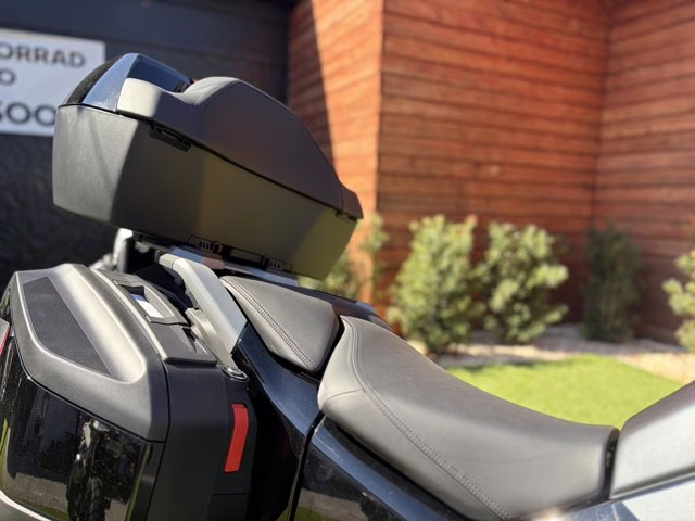 2026 BMW R 1300 RT TRIPLE BLACK