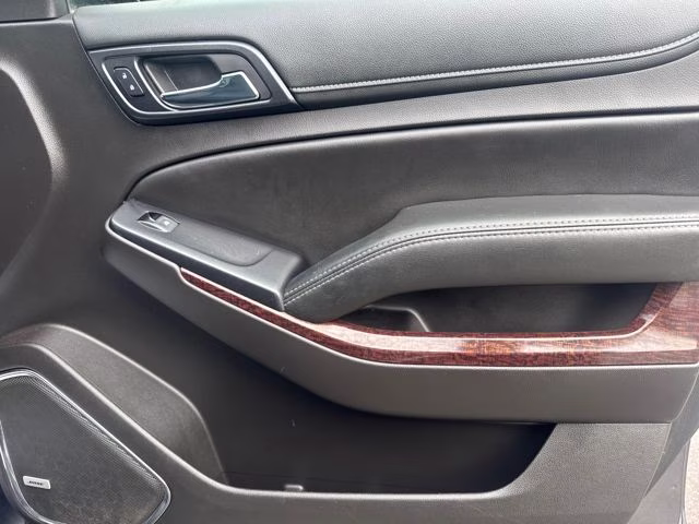 2017 Iridium Metallic GMC Yukon SLT 4X4 SUV
