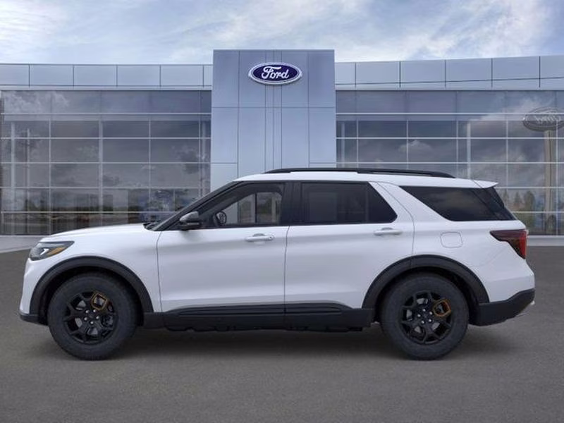 2026 Space White Metallic Ford Explorer Tremor 4X4 SUV