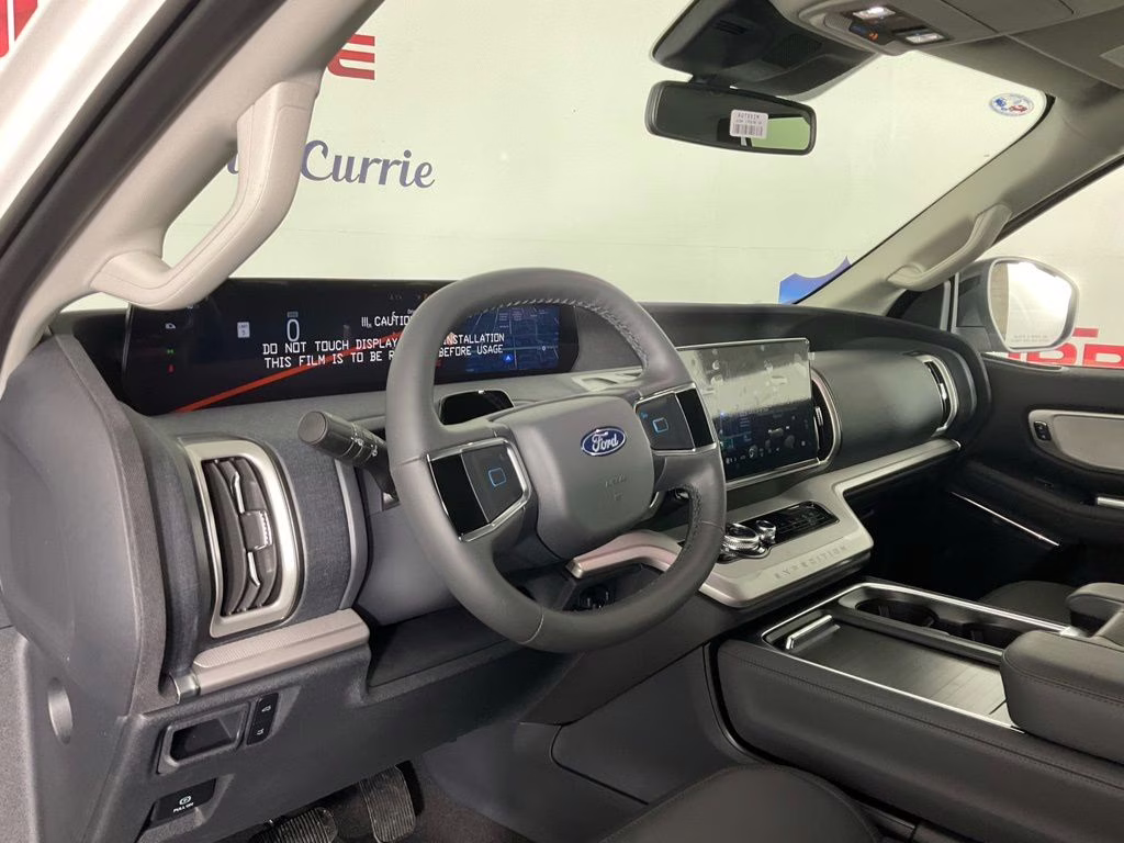 2026 White Metallic Ford Expedition Max Active RWD SUV