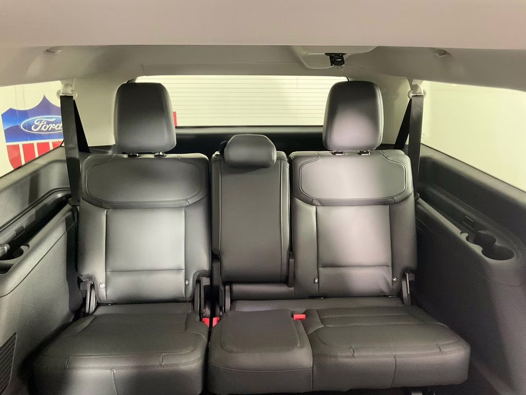 2026 White Metallic Ford Expedition Max Active RWD SUV