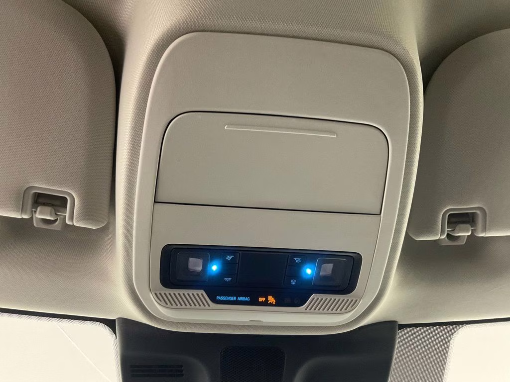 2026 White Metallic Ford Expedition Max Active RWD SUV