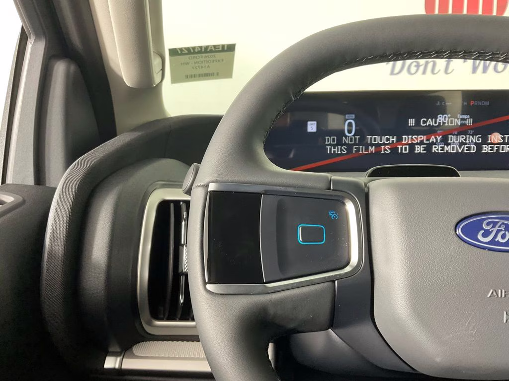 2026 White Metallic Ford Expedition Max Active RWD SUV