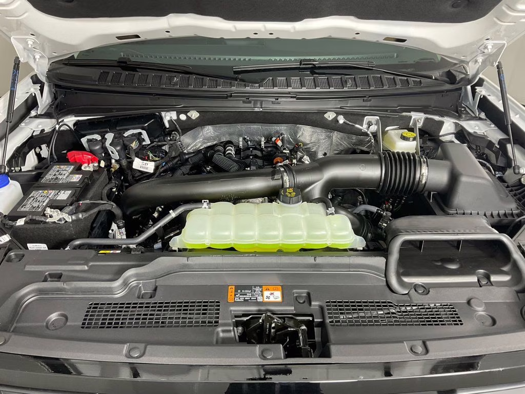 2026 White Metallic Ford Expedition Max Active RWD SUV