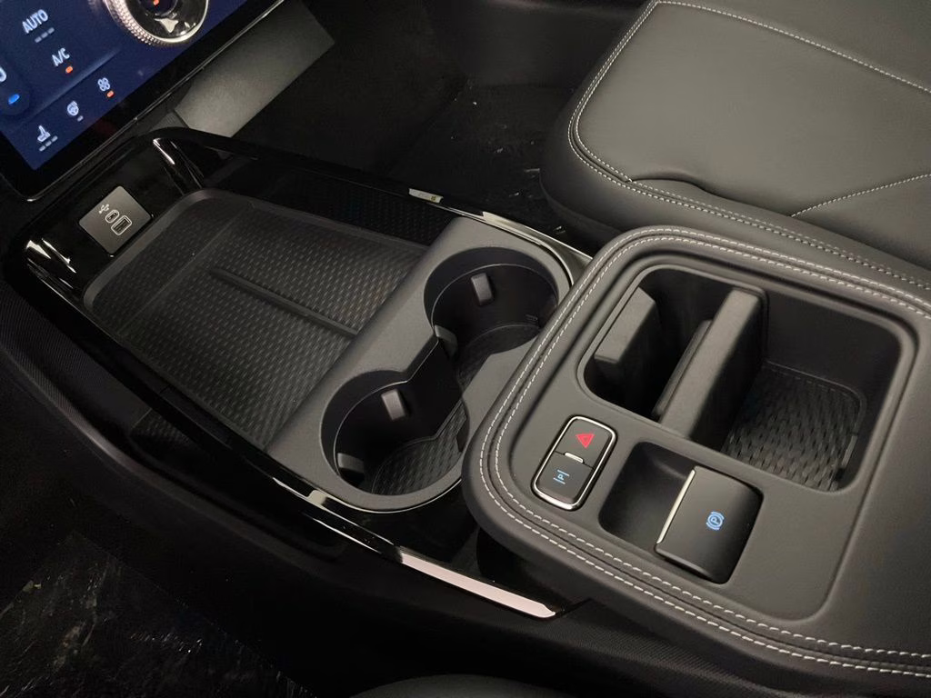 2026 White Metallic Ford Mustang Mach-E Select RWD SUV