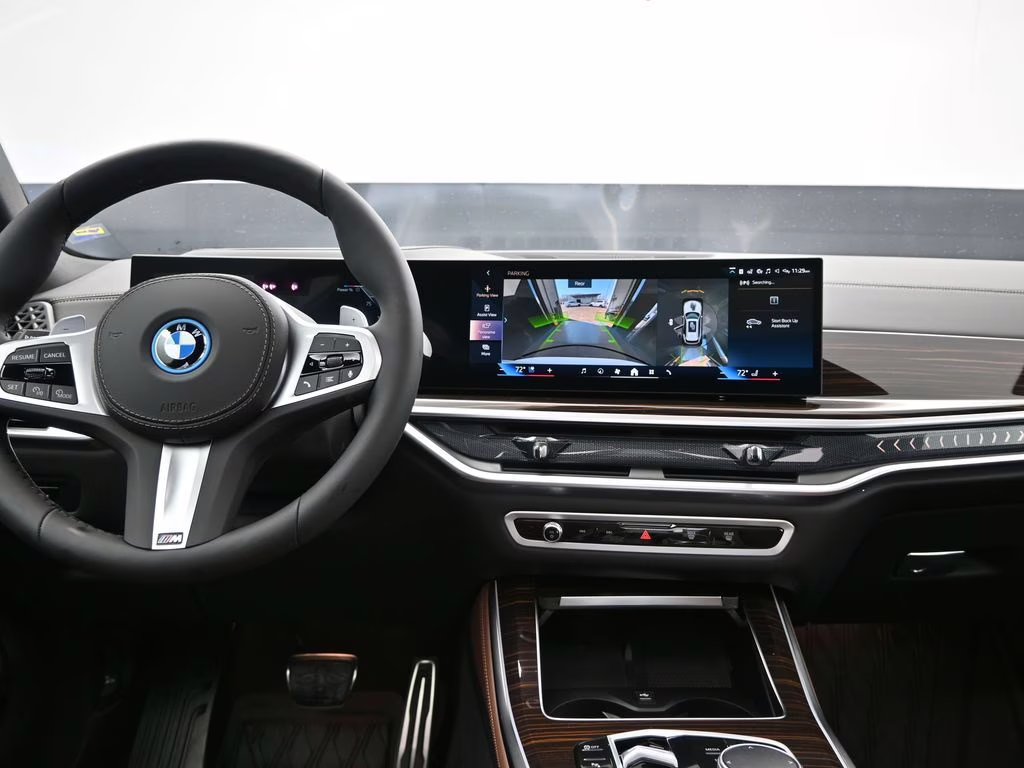 2026 Mineral White Metallic BMW X5 xDrive50e AWD SUV