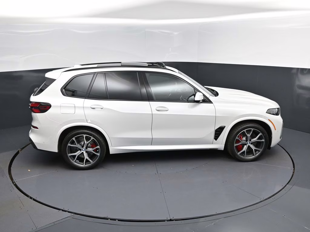 2026 Mineral White Metallic BMW X5 xDrive50e AWD SUV