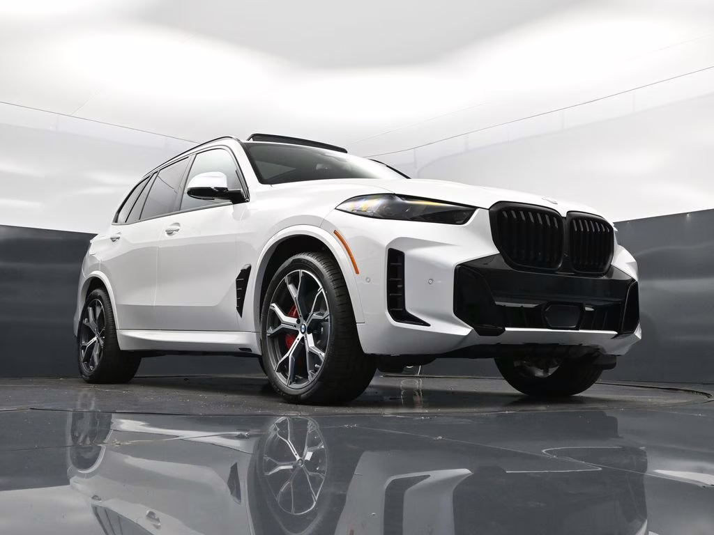 2026 Mineral White Metallic BMW X5 xDrive50e AWD SUV