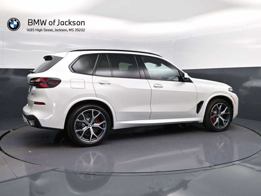 2026 Mineral White Metallic BMW X5 xDrive50e AWD SUV