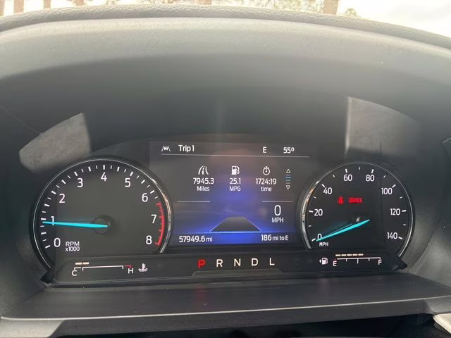 2022 Gray Metallic Ford Explorer XLT RWD SUV