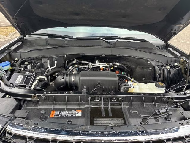 2022 Gray Metallic Ford Explorer XLT RWD SUV