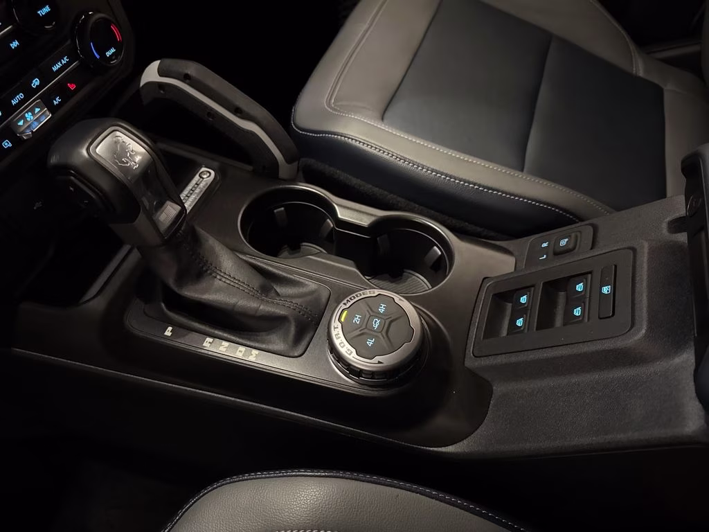 2021 Iconic Silver Metallic Ford Bronco Outer Banks 4X4 SUV