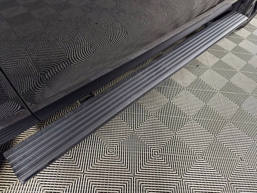 2024 Black Metallic Ford Expedition Limited RWD SUV