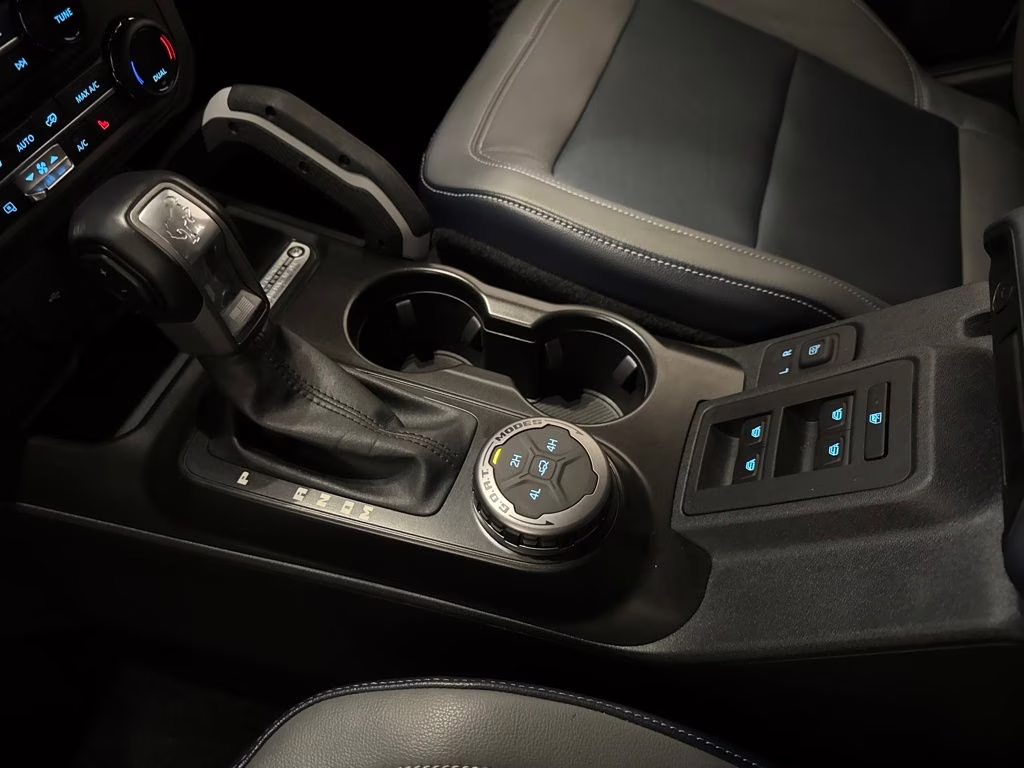 2021 Iconic Silver Metallic Ford Bronco Outer Banks 4X4 SUV