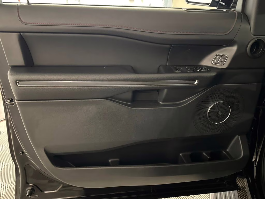 2024 Black Metallic Ford Expedition Limited RWD SUV