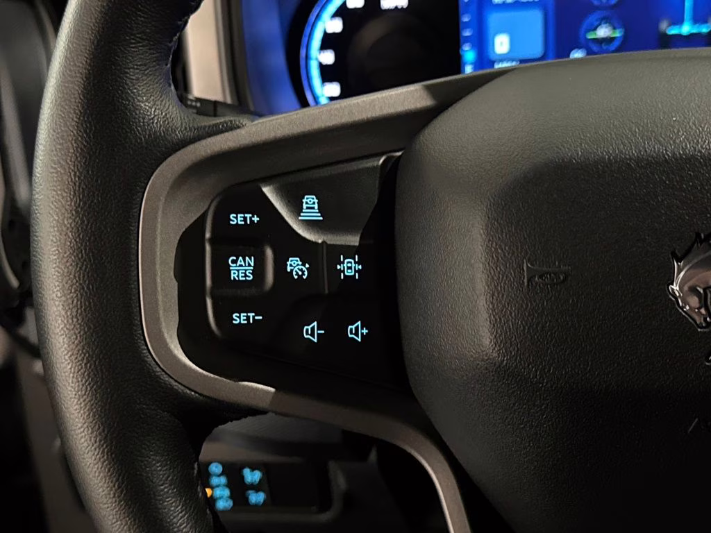 2021 Iconic Silver Metallic Ford Bronco Outer Banks 4X4 SUV