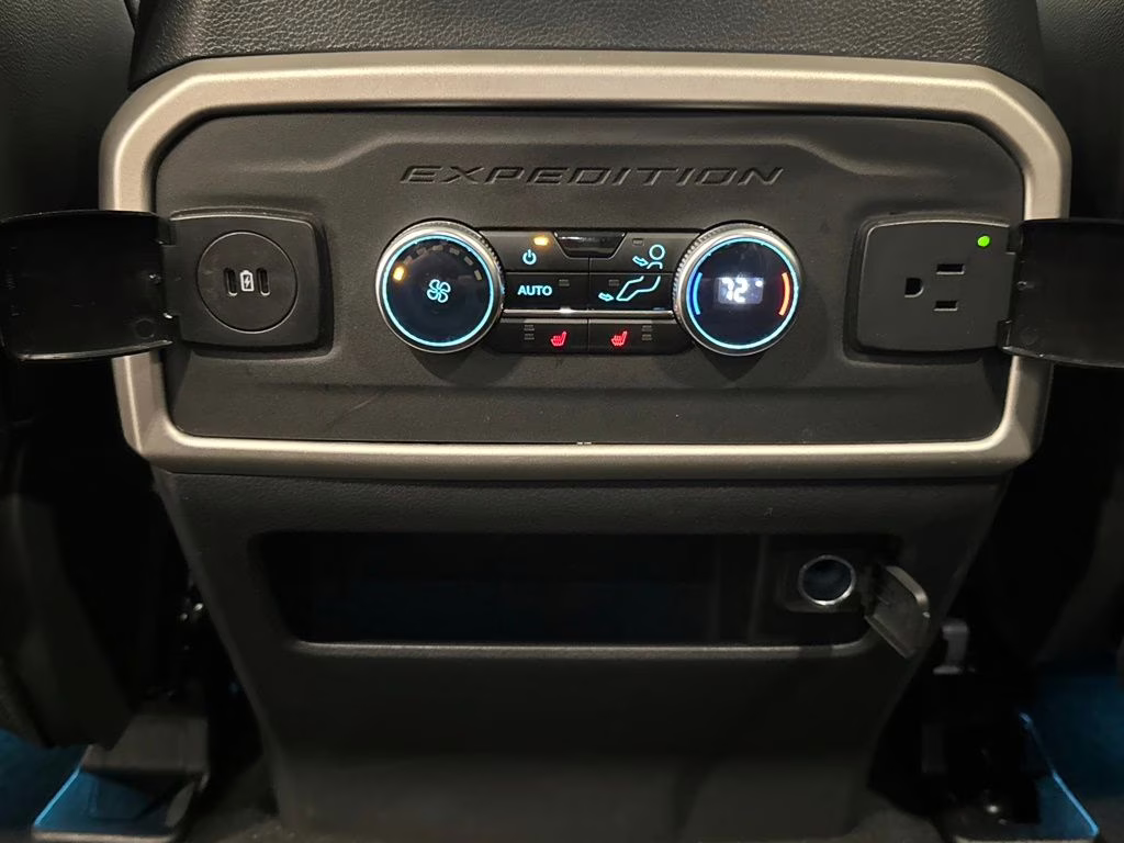 2024 Black Metallic Ford Expedition Limited RWD SUV