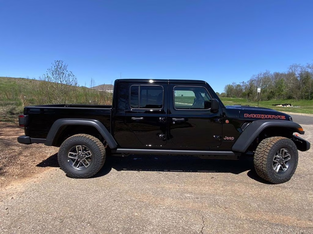 2026 Black Clearcoat Jeep Gladiator Mojave 4X4 Truck