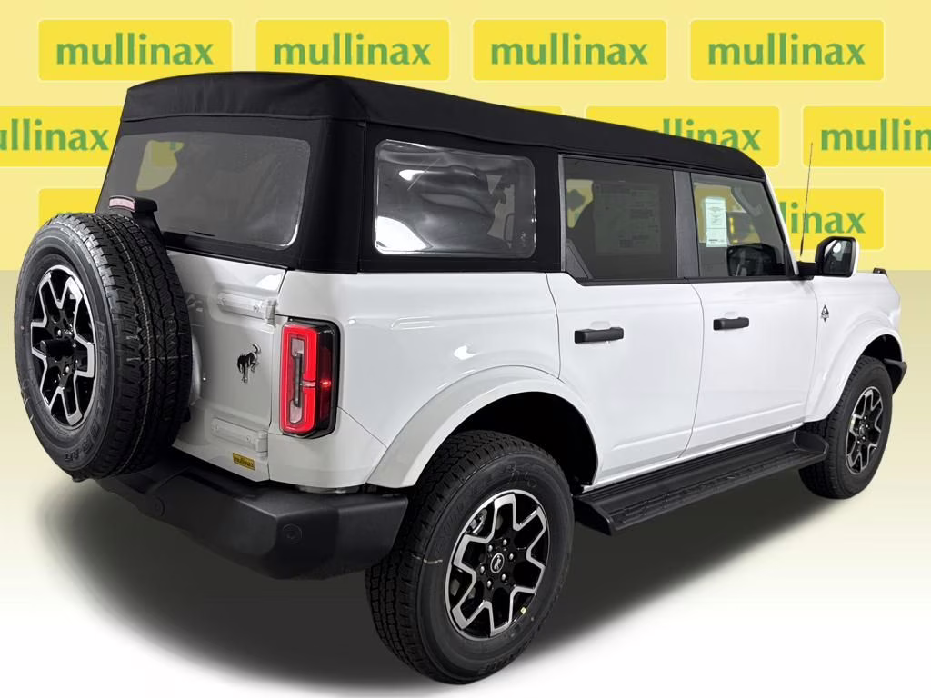 2026 Oxford White Ford Bronco Outer Banks 4X4 SUV