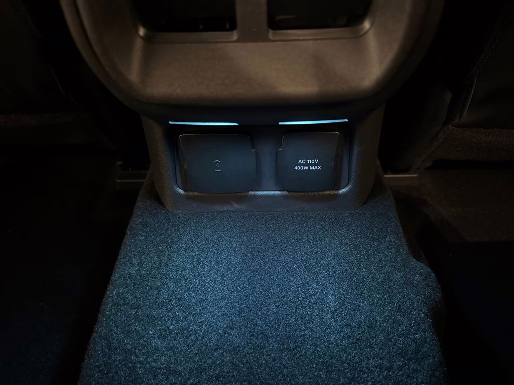 2026 Oxford White Ford Bronco Outer Banks 4X4 SUV