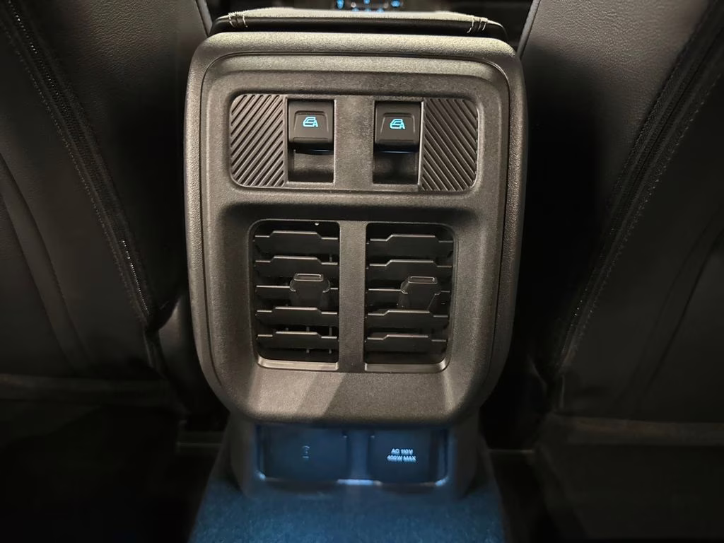 2026 Oxford White Ford Bronco Outer Banks 4X4 SUV