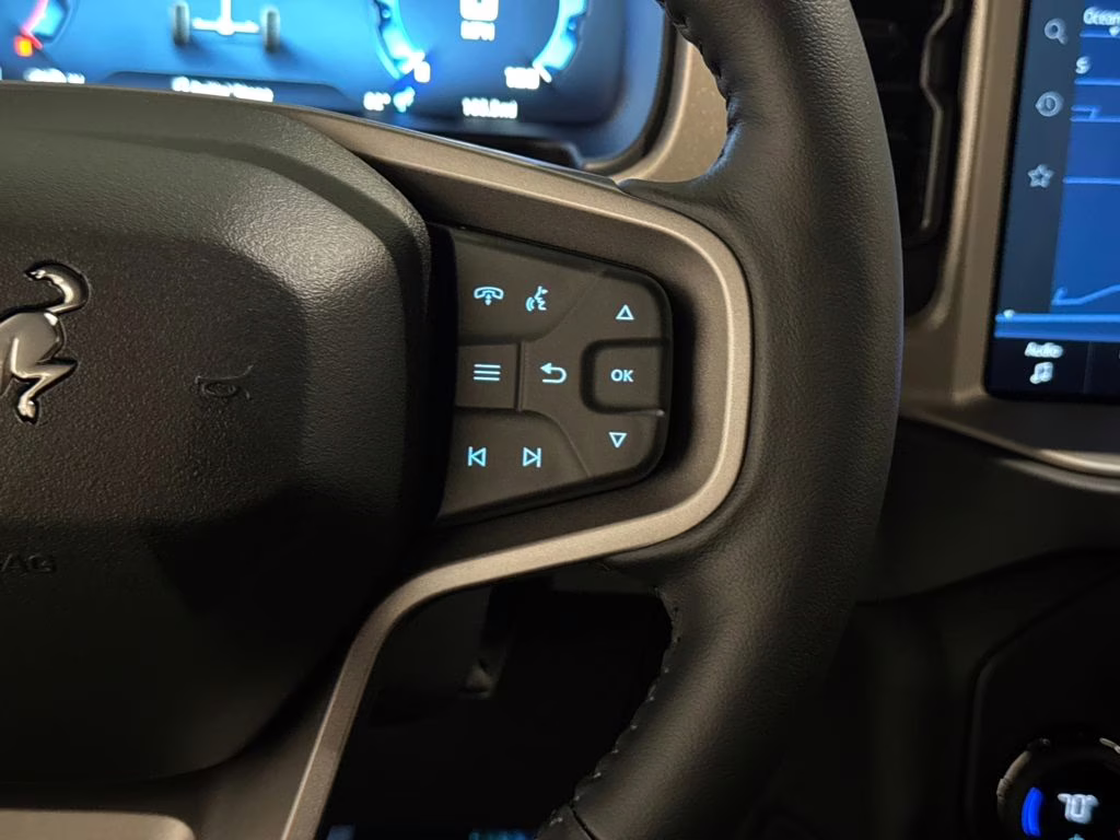 2026 Oxford White Ford Bronco Outer Banks 4X4 SUV