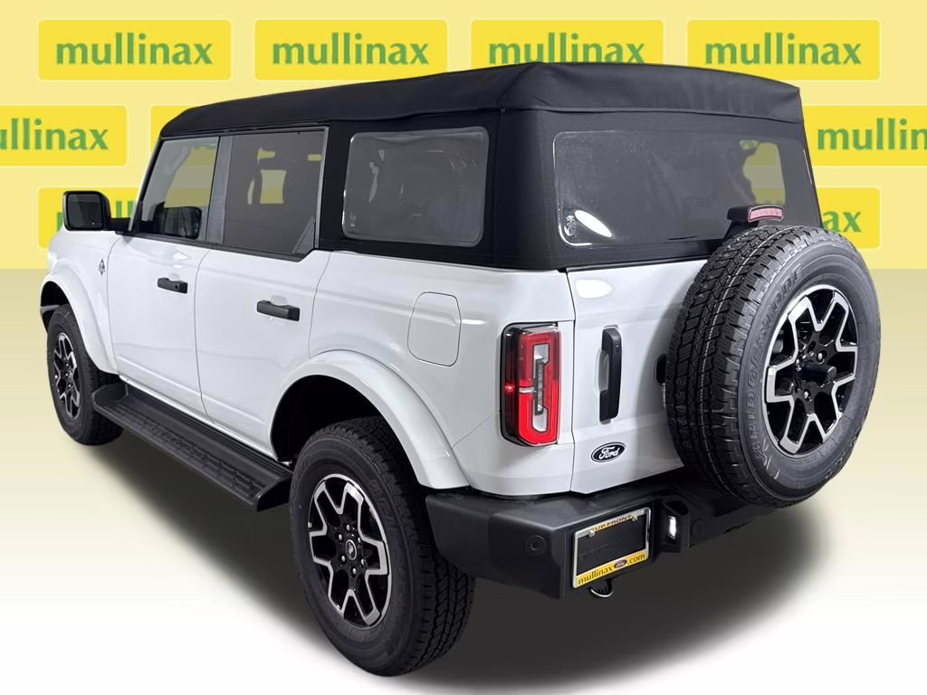 2026 Oxford White Ford Bronco Outer Banks 4X4 SUV
