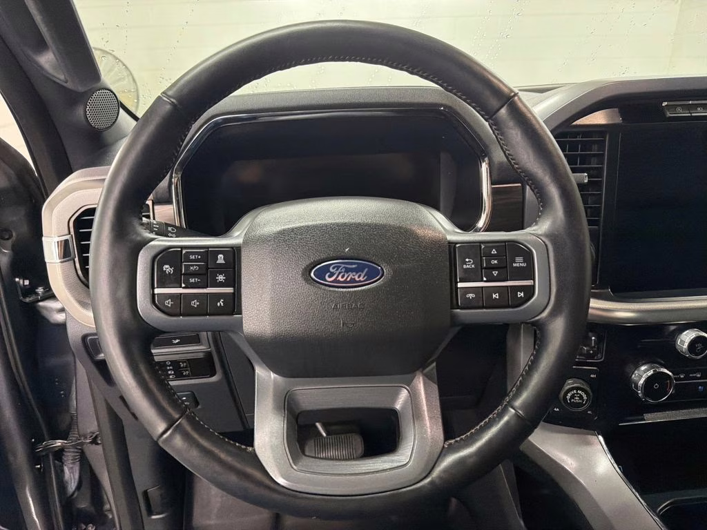 2024 Gray Metallic Ford F-150 Lariat 4X4 Truck