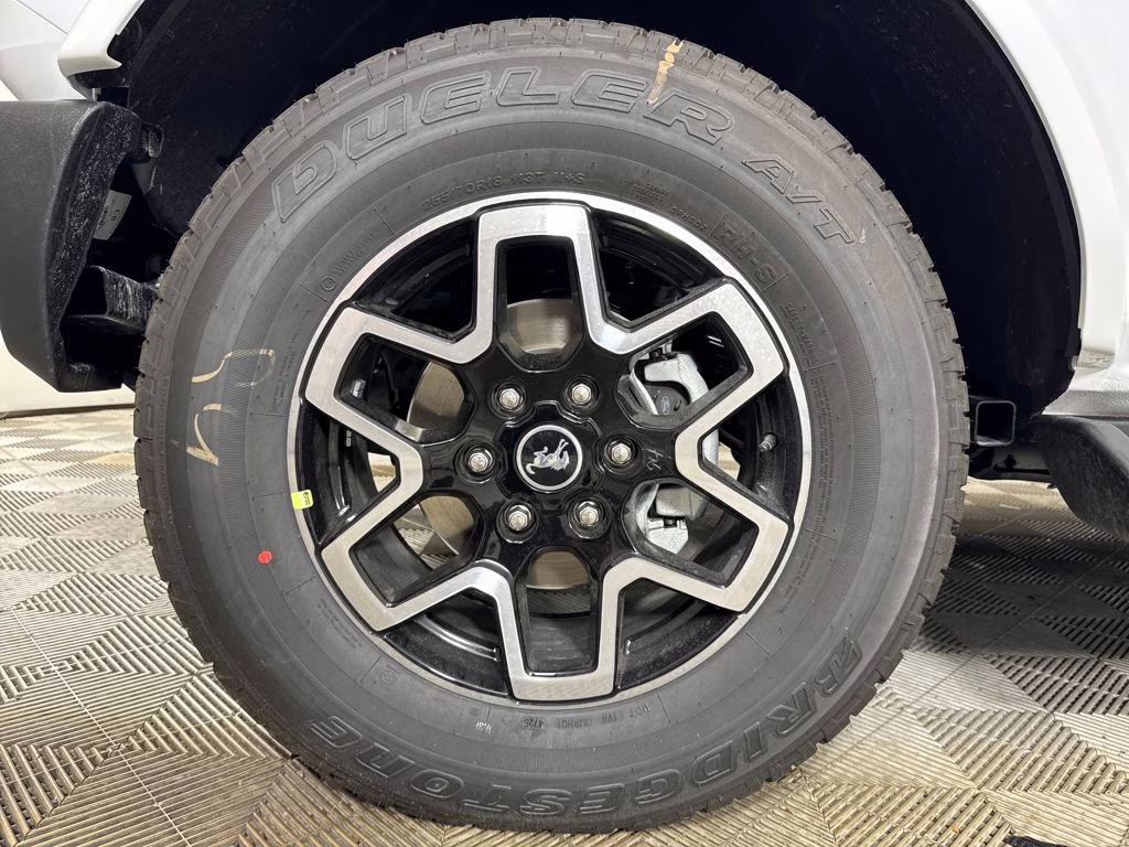 2026 Oxford White Ford Bronco Outer Banks 4X4 SUV