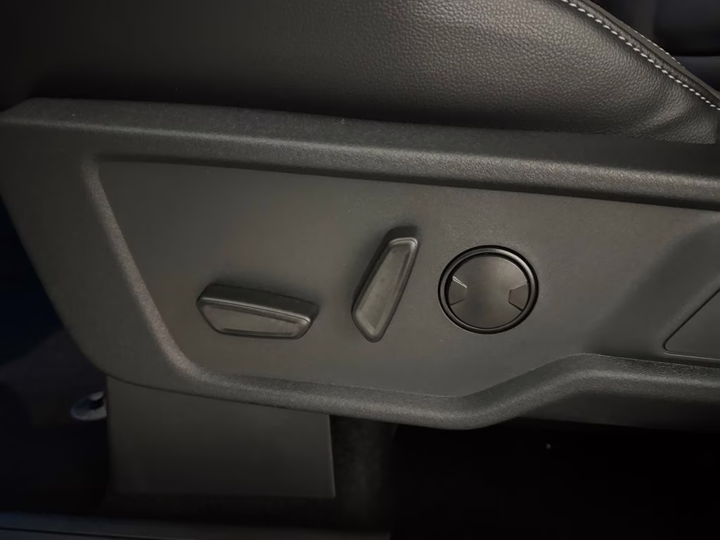 2026 Oxford White Ford Bronco Outer Banks 4X4 SUV