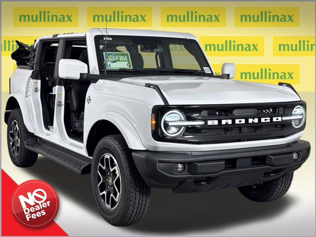 2026 Oxford White Ford Bronco Outer Banks 4X4 SUV