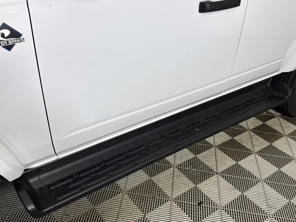 2026 Oxford White Ford Bronco Outer Banks 4X4 SUV