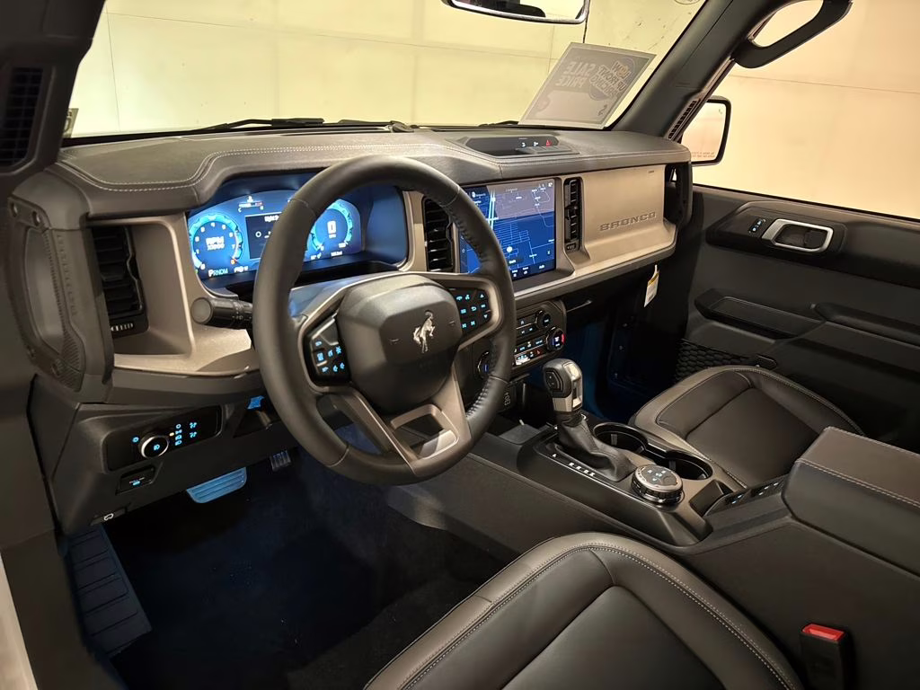 2026 Oxford White Ford Bronco Outer Banks 4X4 SUV