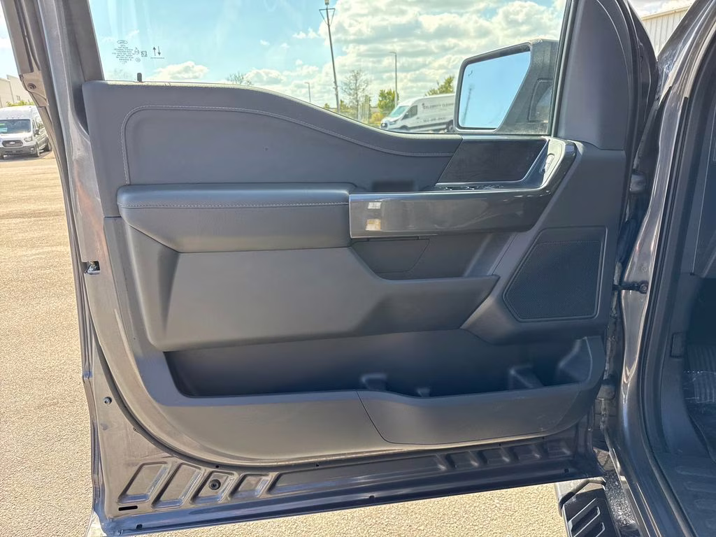 2023 Carbonized Gray Metallic Ford F-150 XLT 4X4 Truck