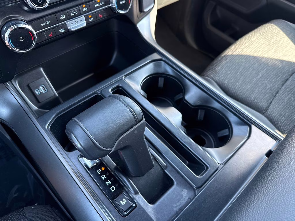 2024 Agate Black Metallic Ford F-150 XLT 4X4 Truck