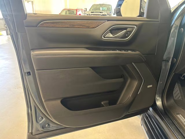 2021 Shadow Gray Metallic Chevrolet Tahoe Premier 4X4 SUV