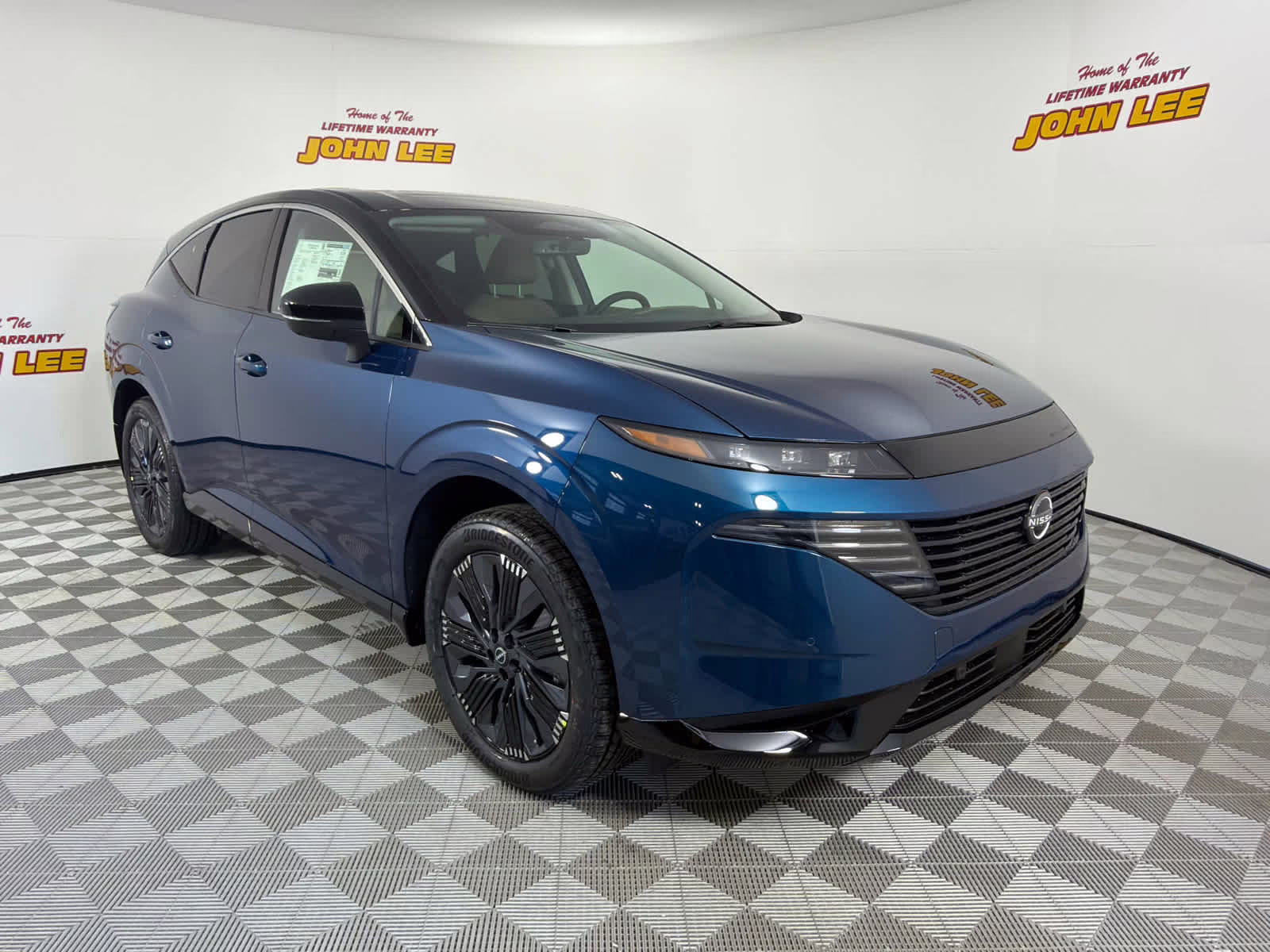 2026 Aurora Blue Pearl Metallic/Super Black Nissan Murano Platinum AWD SUV