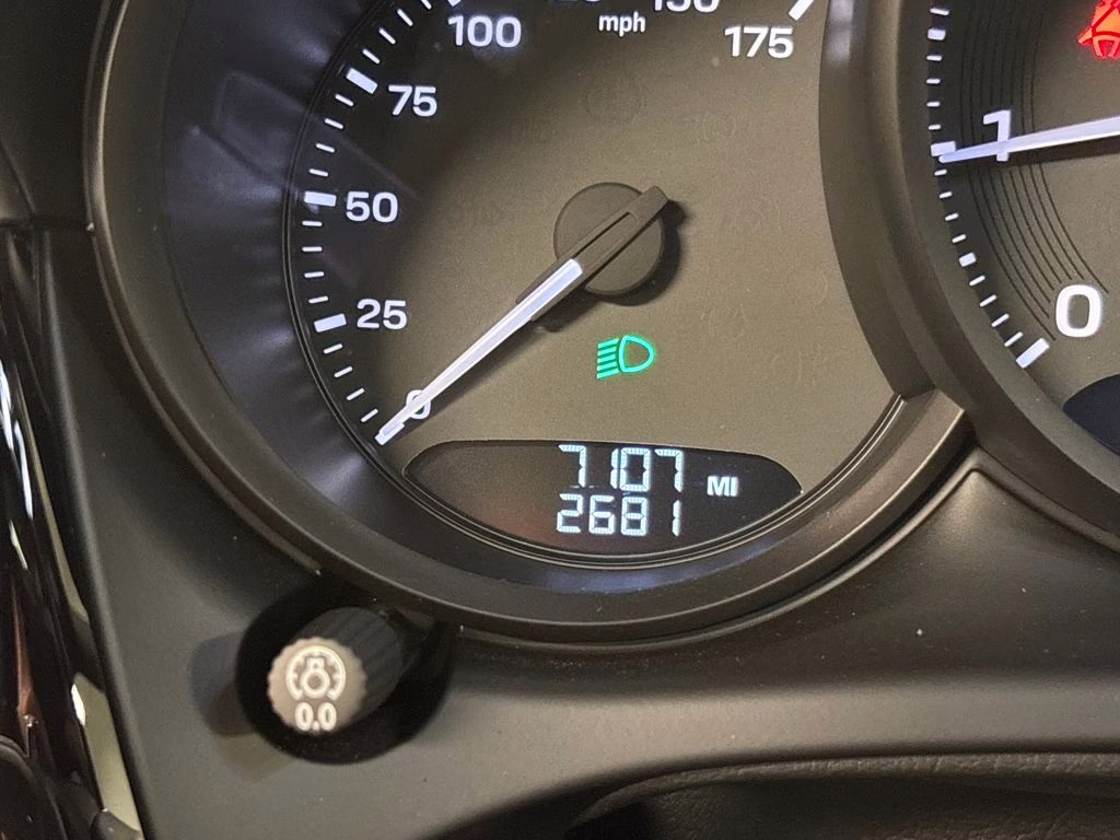 2024 White Porsche Macan Base AWD SUV